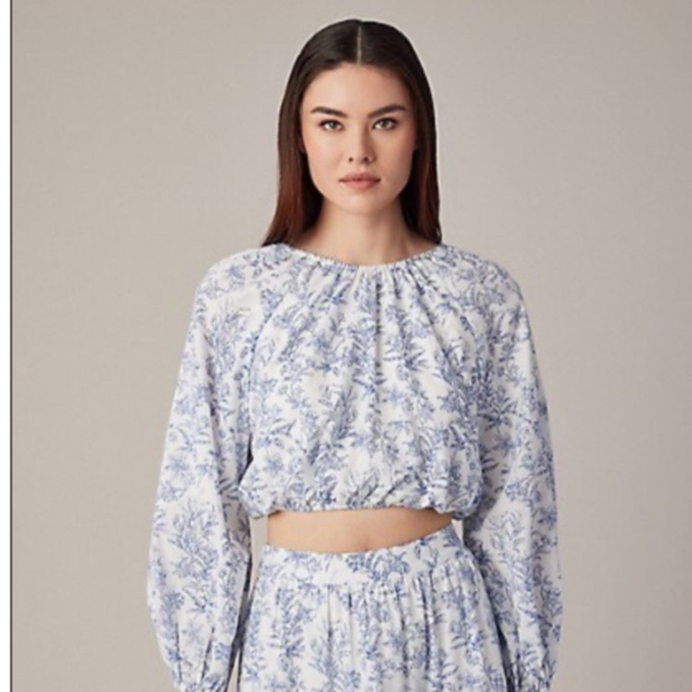 Hudson North- Floral women’s crop top- size large